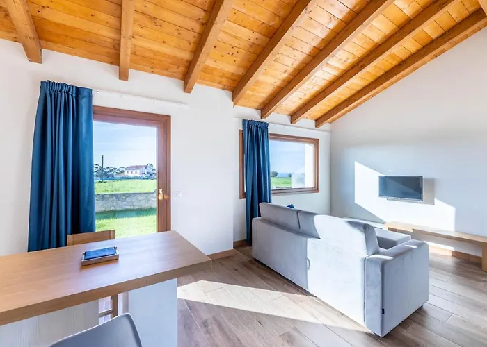 Riberas. Rurales * Ovinana (Cudillero)